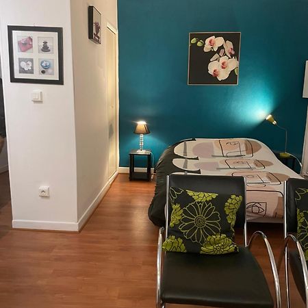 Studio N•4 En Plein Coeur De La Ville Thermal Bagnères-de-Bigorre Extérieur photo