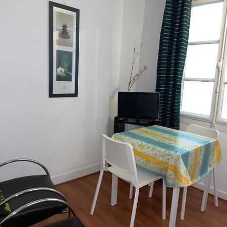 Studio N•4 En Plein Coeur De La Ville Thermal Bagnères-de-Bigorre Extérieur photo