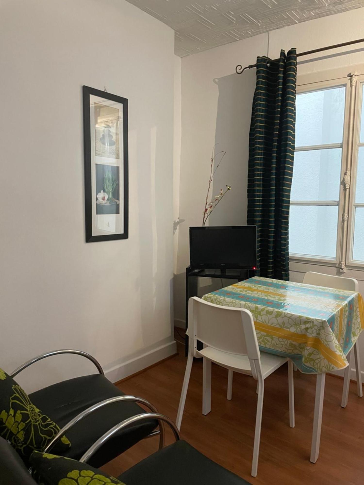 Studio N•4 En Plein Coeur De La Ville Thermal Bagnères-de-Bigorre Extérieur photo